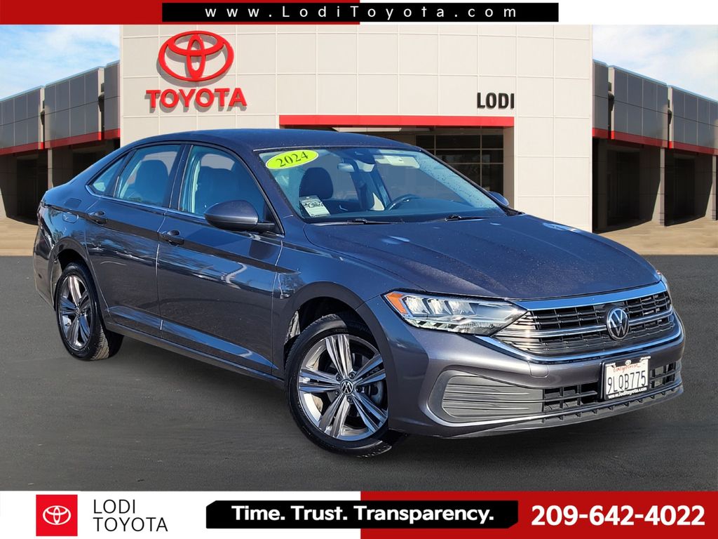 2024 Volkswagen Jetta SE FWD
