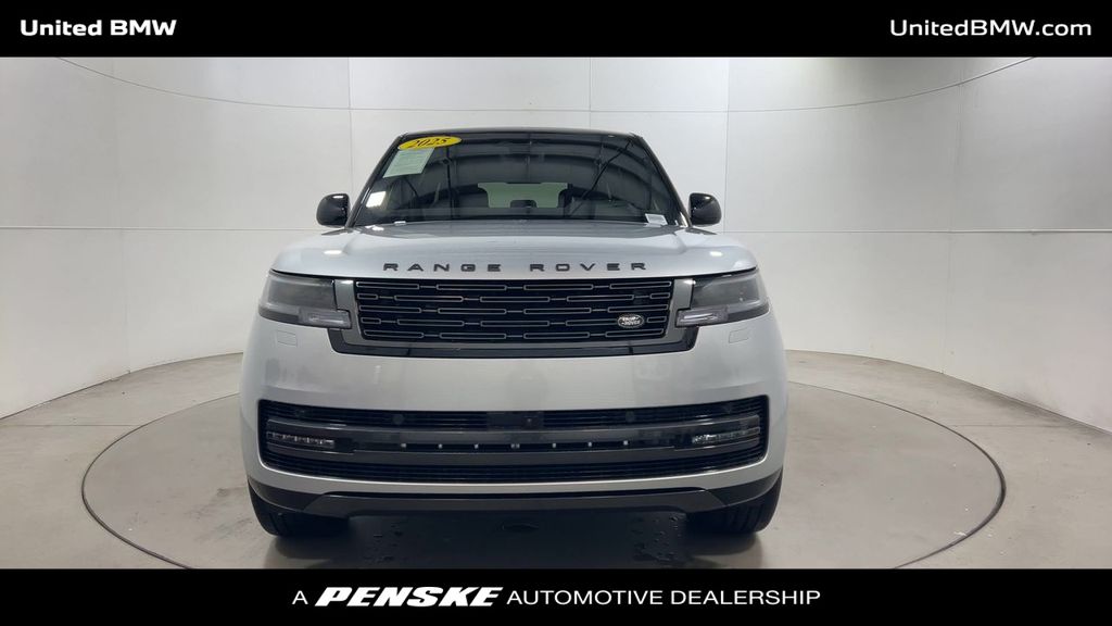 Thumbnail: 2025 Land Rover Range Rover - 3