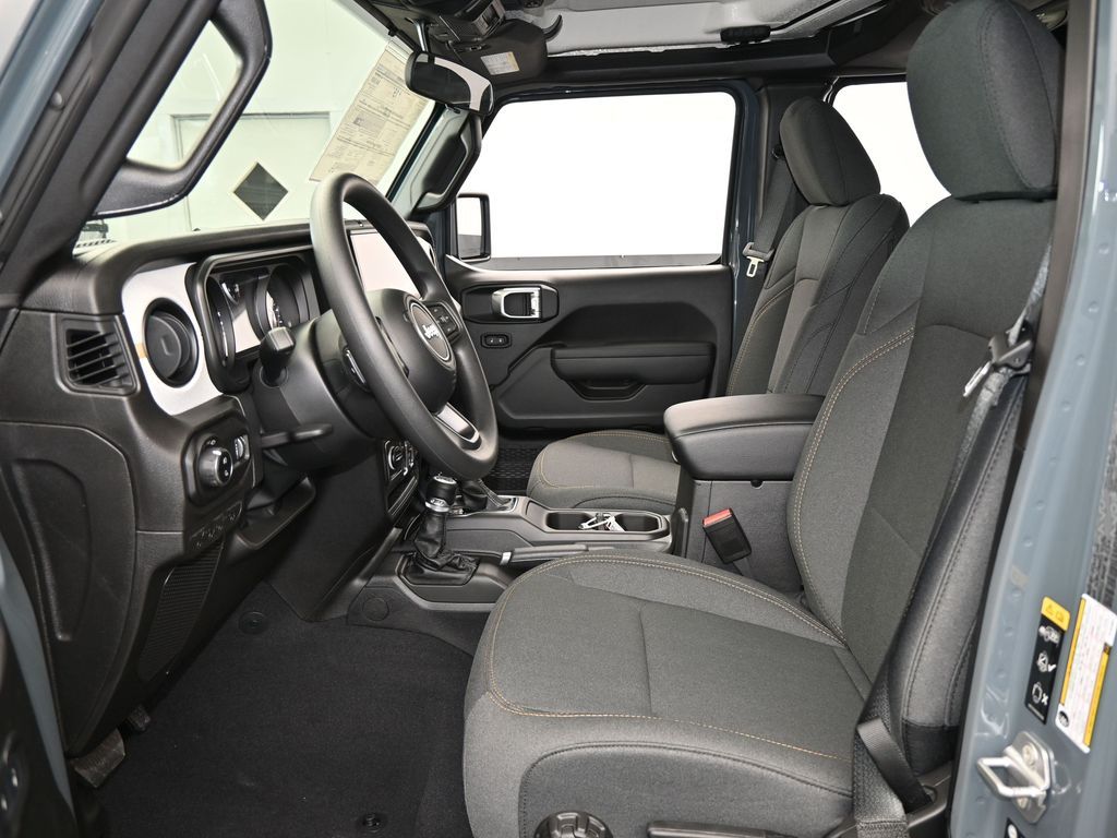 New 2026 anvil clearcoat Jeep Sport image 11