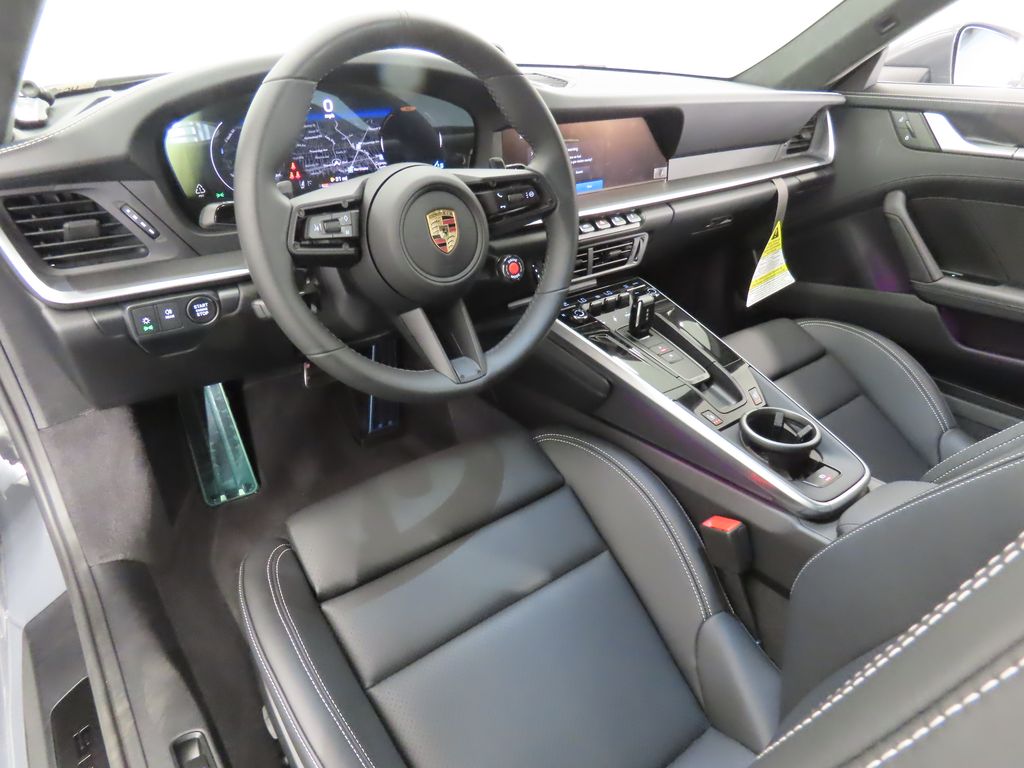 Thumbnail: 2025 Porsche 911 - 4