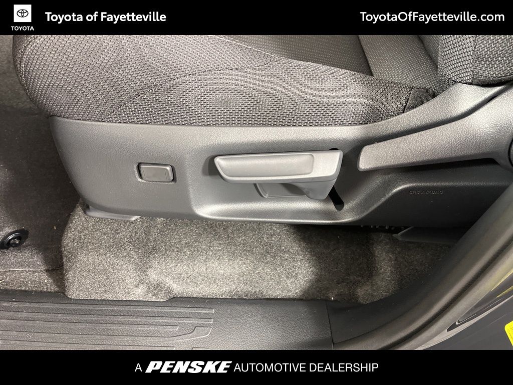 Thumbnail: 2025 Toyota 4Runner - 24