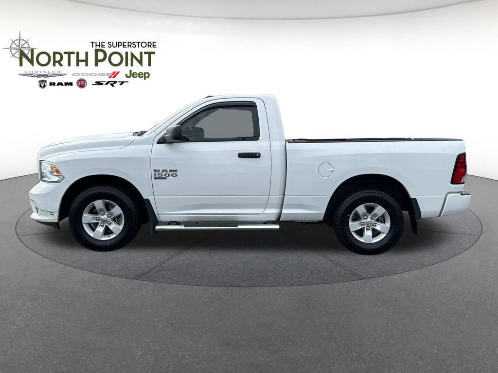Bright White Clearcoat 2019 RAM 1500 Pickup Truck 4X2 8-Speed Automatic