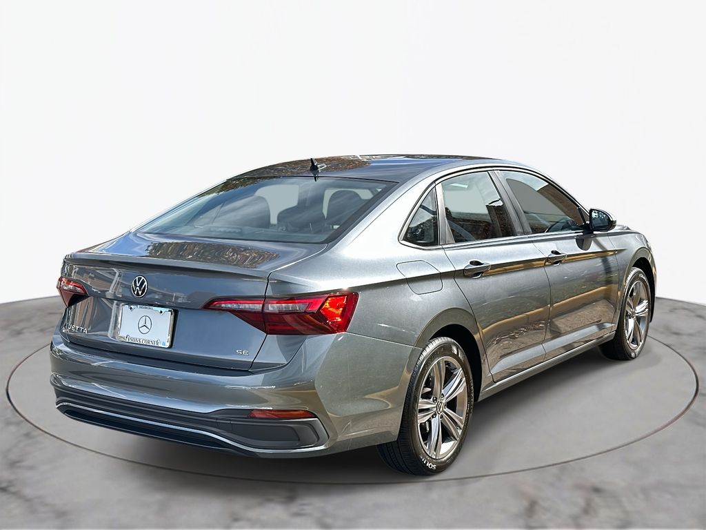 Thumbnail: 2022 Volkswagen Jetta - 8