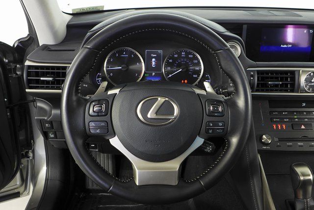 2020 Lexus IS 300 27