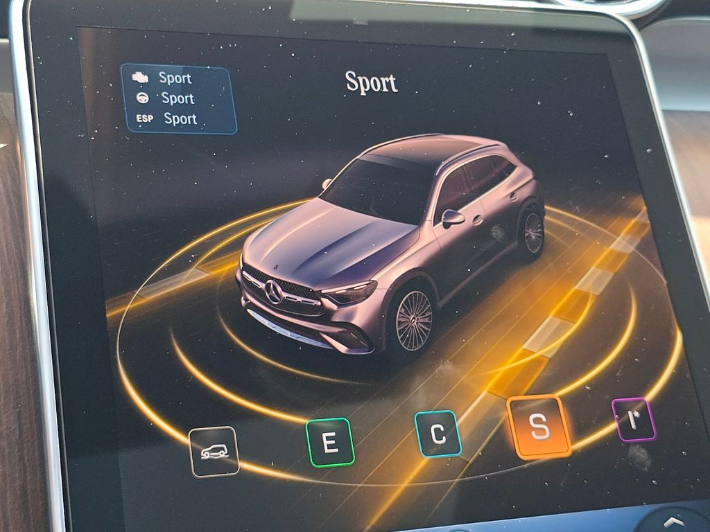 New 2026 Black Mercedes-Benz GLC 300 image 33