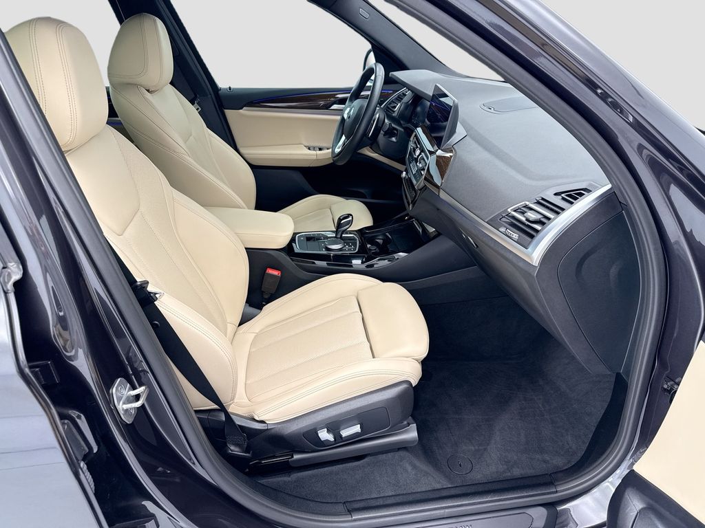 Thumbnail: 2023 BMW X3 - 19