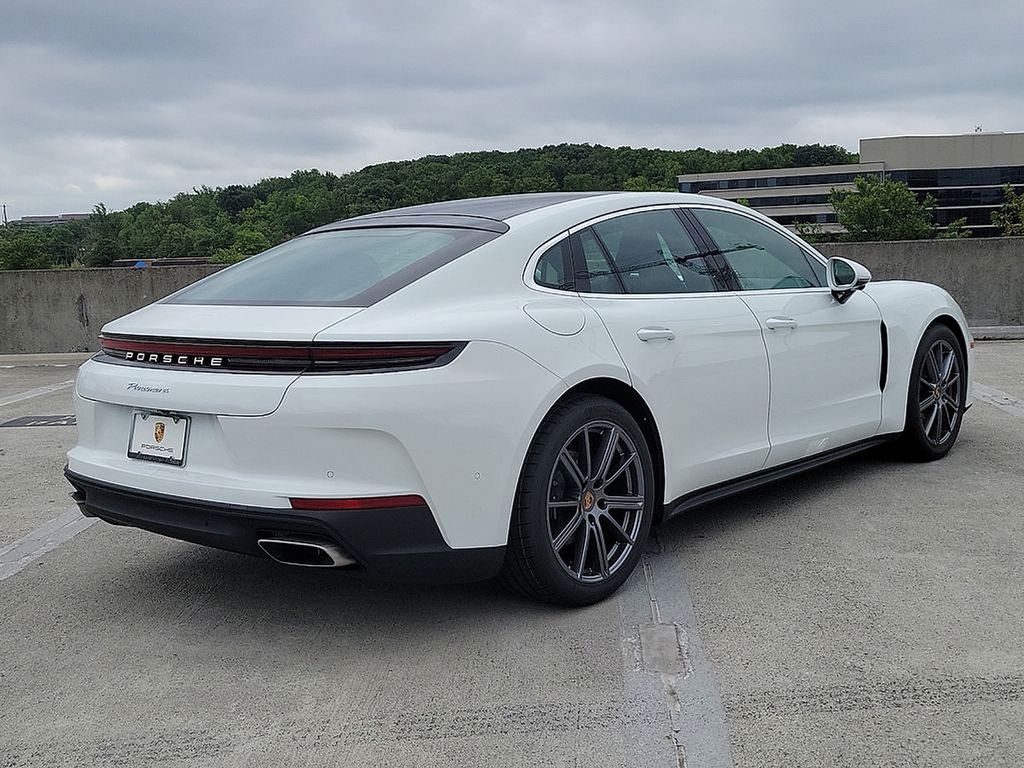 Thumbnail: 2024 Porsche Panamera - 4
