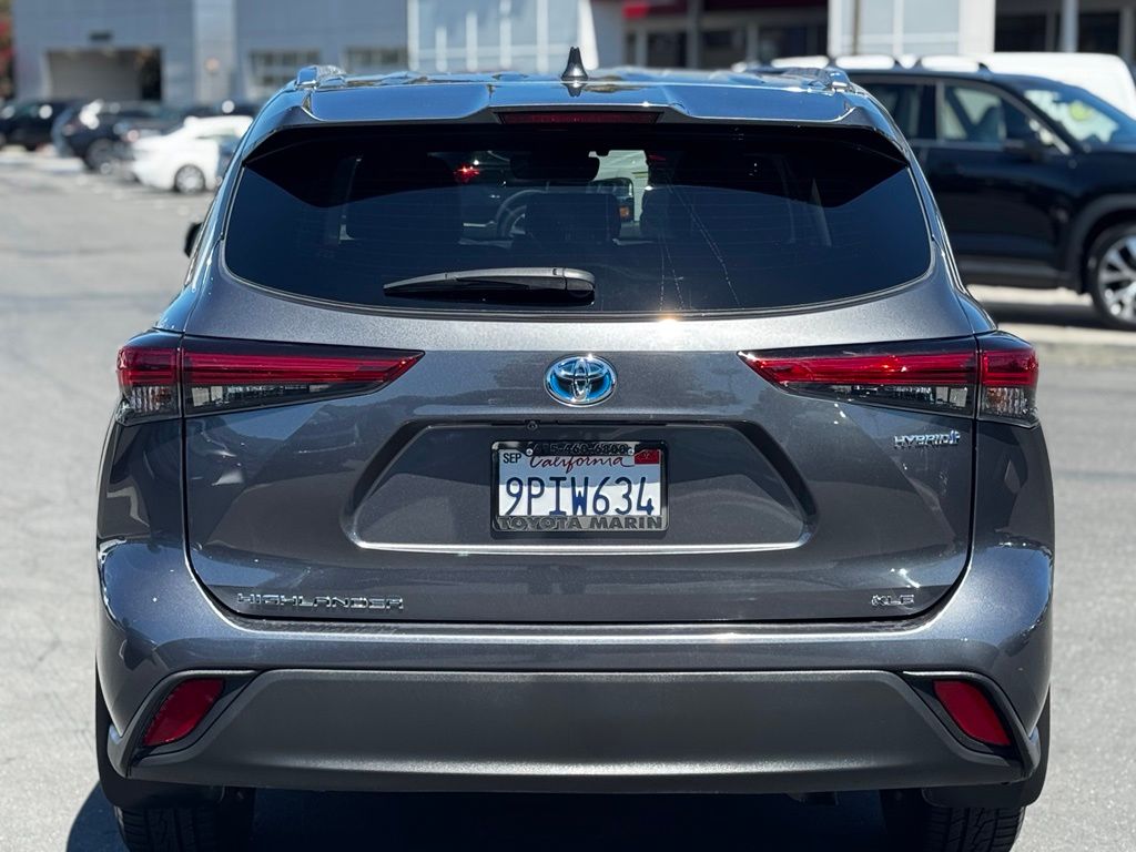 Used 2020 Toyota Highlander Hybrid SUV