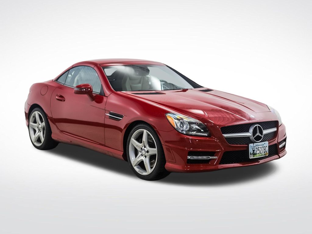 Thumbnail: 2012 Mercedes-Benz SLK - 7