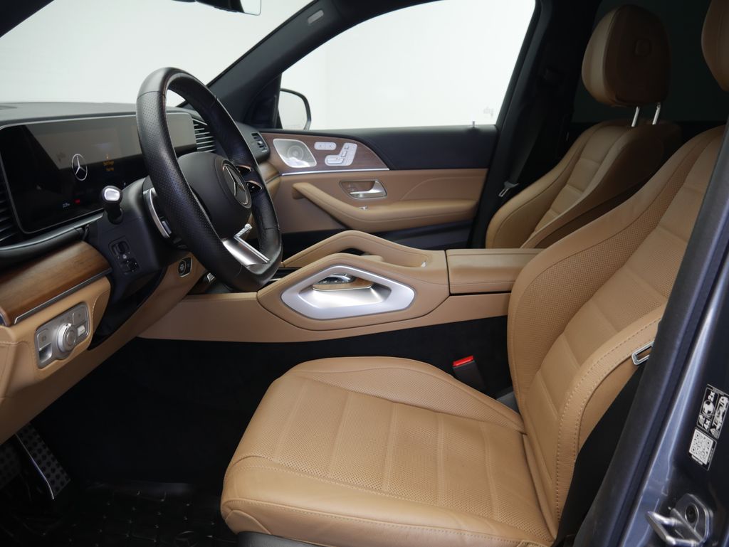 Thumbnail: 2025 Mercedes-Benz GLS - 17