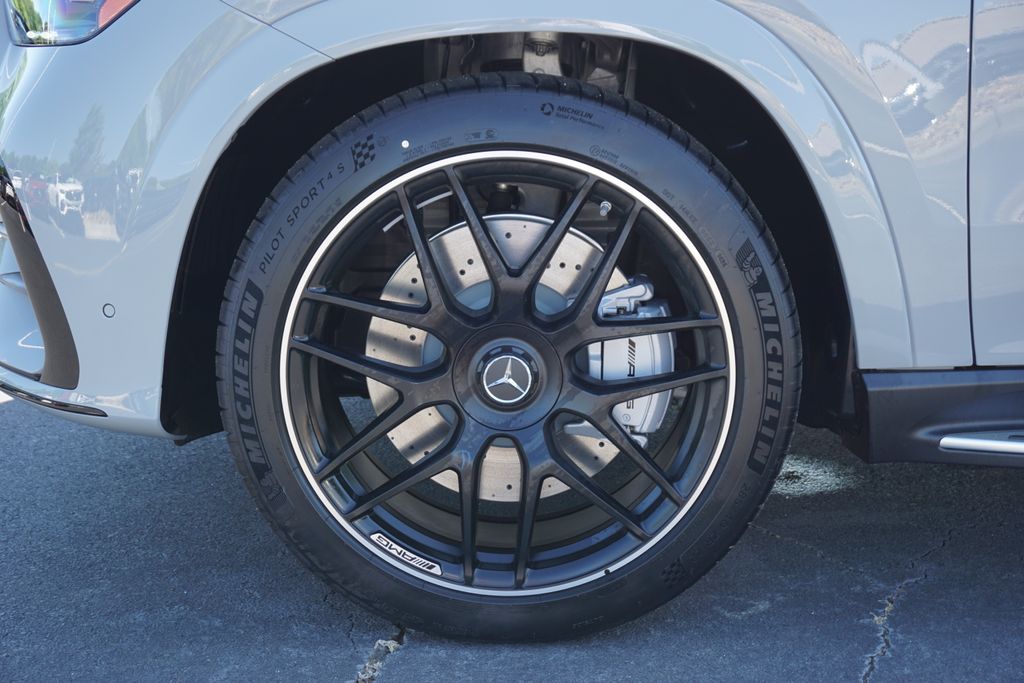 Thumbnail: 2025 Mercedes-Benz GLE - 9