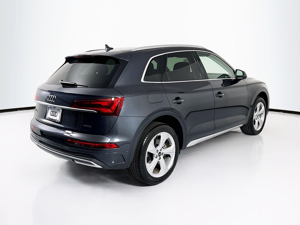 Thumbnail: 2021 Audi Q5 - 5