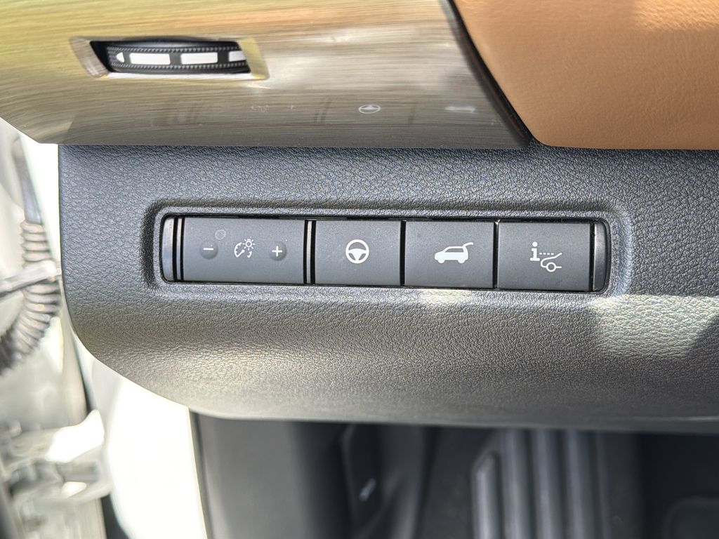 Used 2024 Nissan Pathfinder SUV