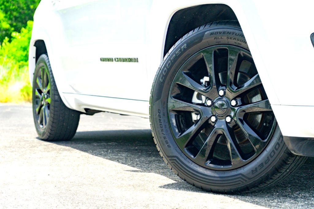 Used Car 2020 Jeep Grand Cherokee  Altitude For Sale Under $25,000 In Taylor, Texas