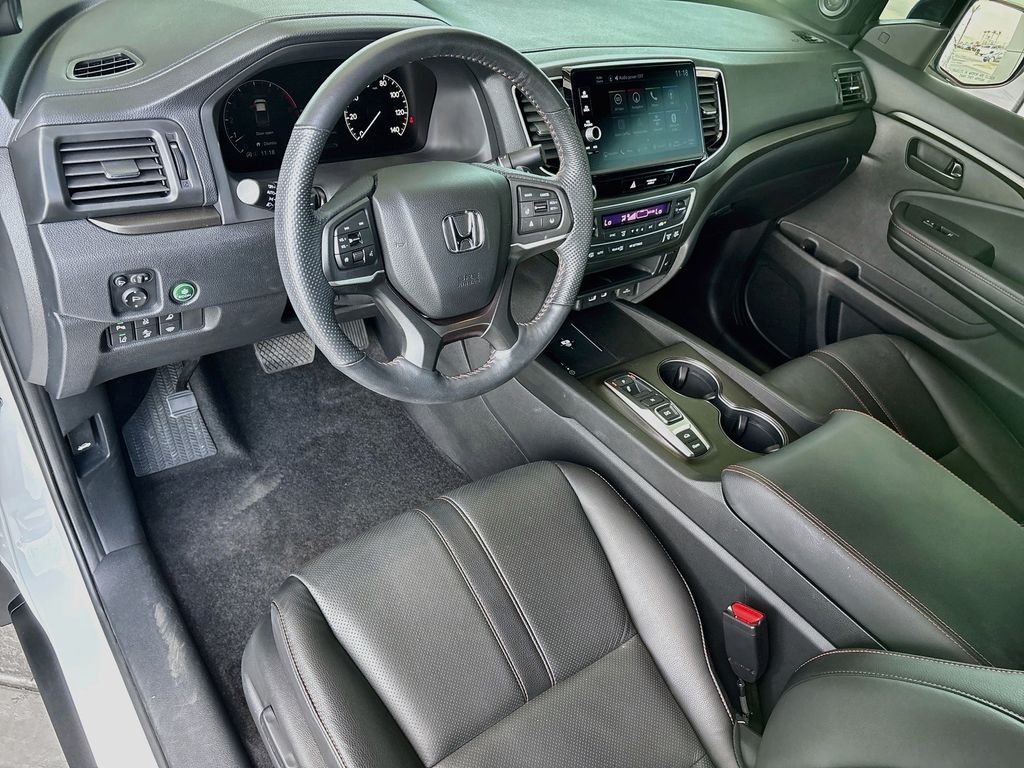 Thumbnail: 2025 Honda Ridgeline - 9