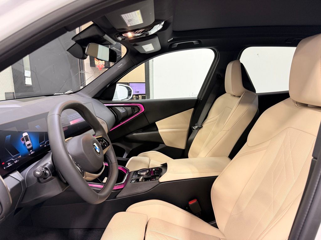 Thumbnail: 2025 BMW X3 - 10