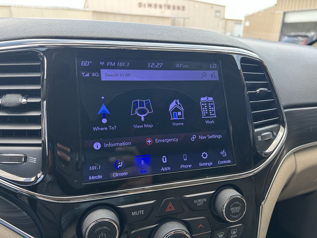 2021 Jeep Grand Cherokee Limited Gray at Mac Haik CDJR North Houston