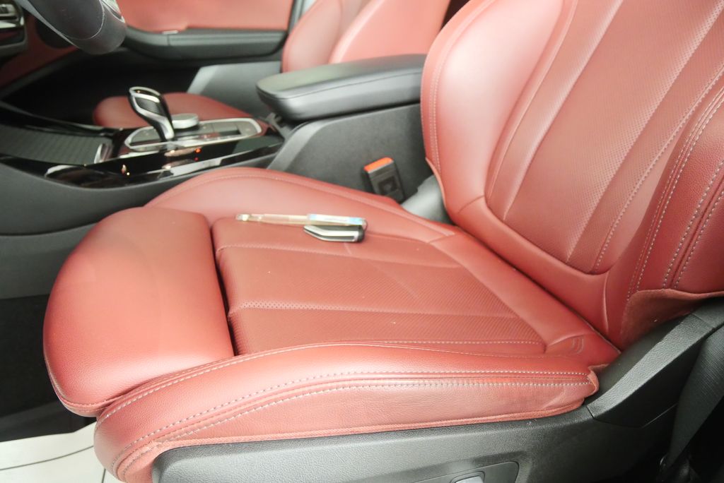 Thumbnail: 2023 BMW X3 - 9