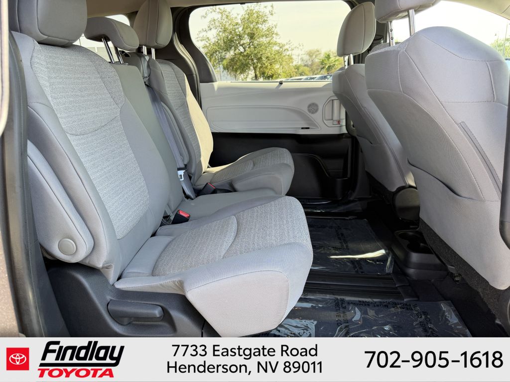 Used 2025 Toyota Sienna Van