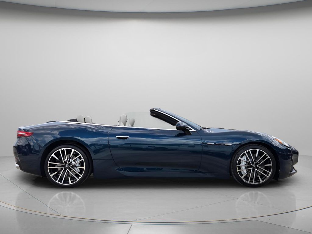 2026 Maserati Grancabrio - $184,515