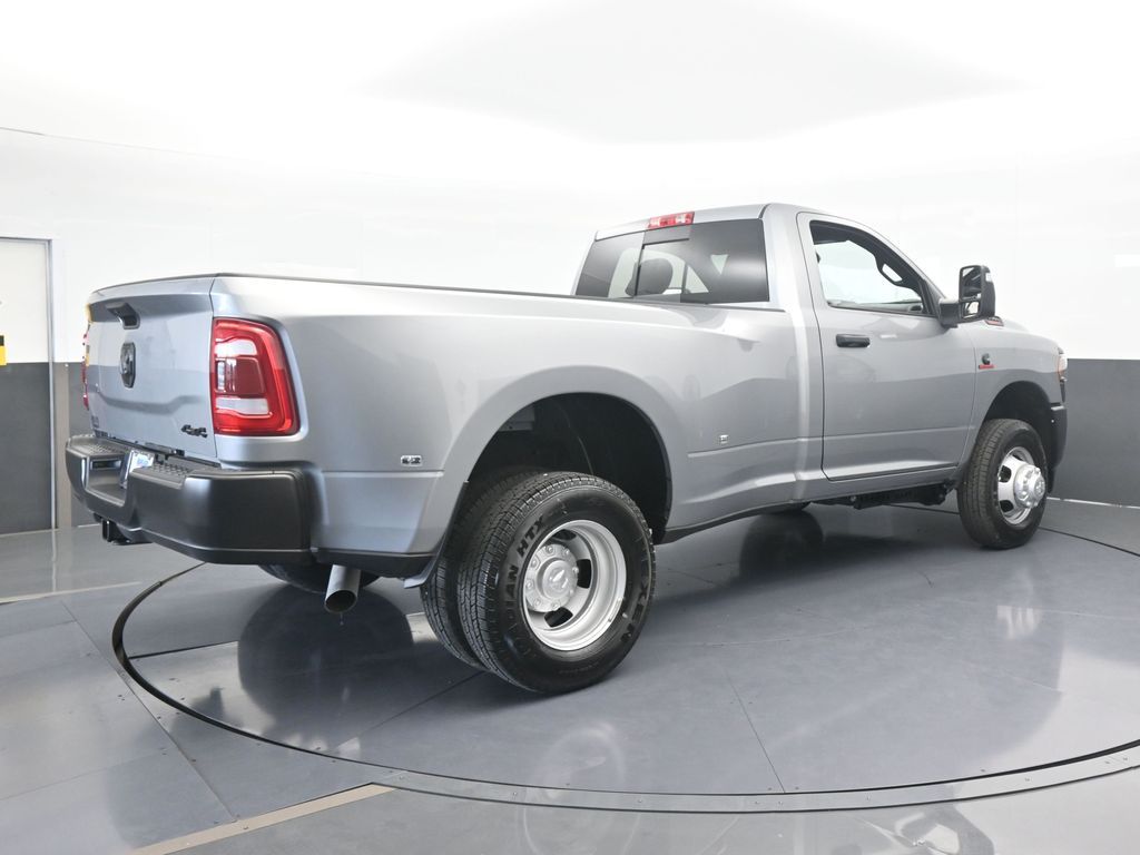 Used 2024 Billet Silver Metallic Clearcoat Ram Tradesman image 6