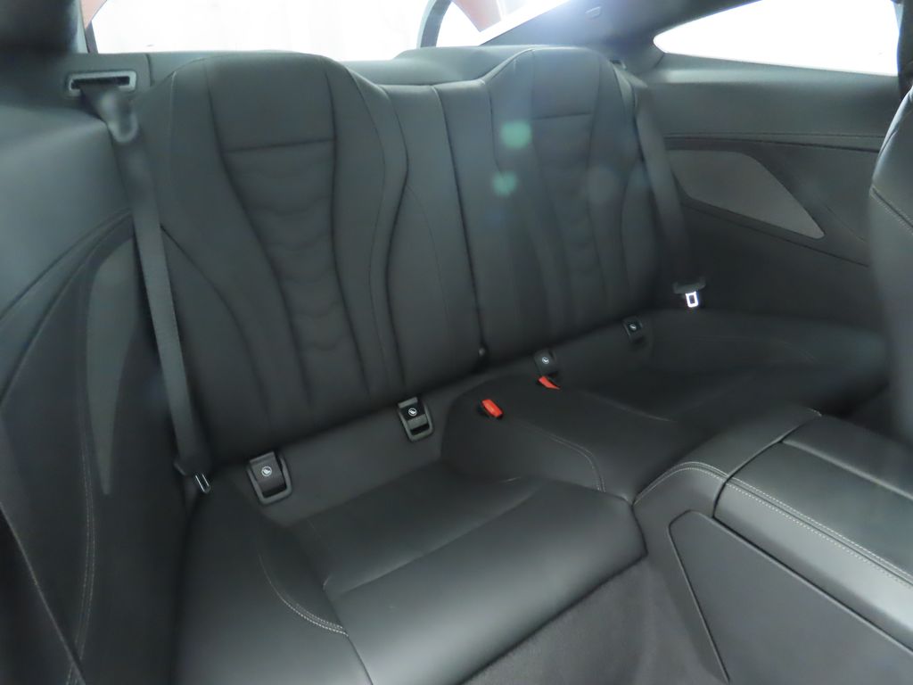 Thumbnail: 2022 BMW 8 Series - 23