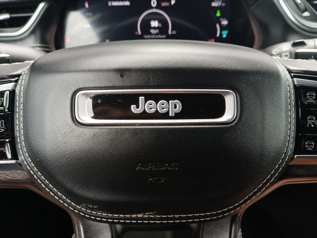 Used Car 2022 Jeep Grand Cherokee  Overland 4xe For Sale Under $30,000 In Austin, Texas
