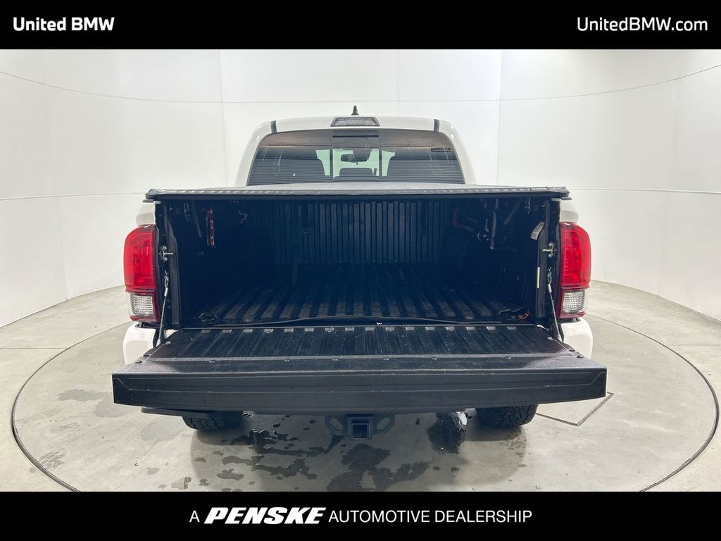 Thumbnail: 2020 Toyota Tacoma - 20