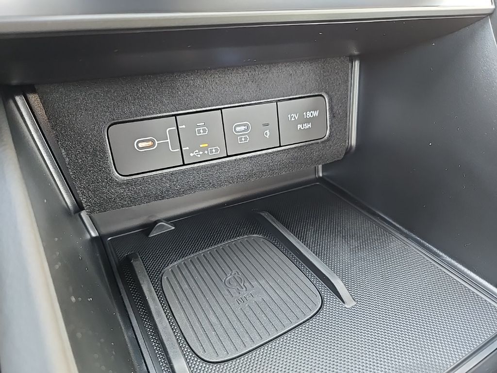 2025 Hyundai Sonata SEL 32