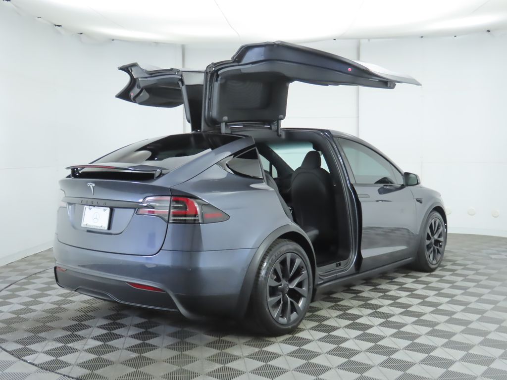 2022 Tesla Model X  13