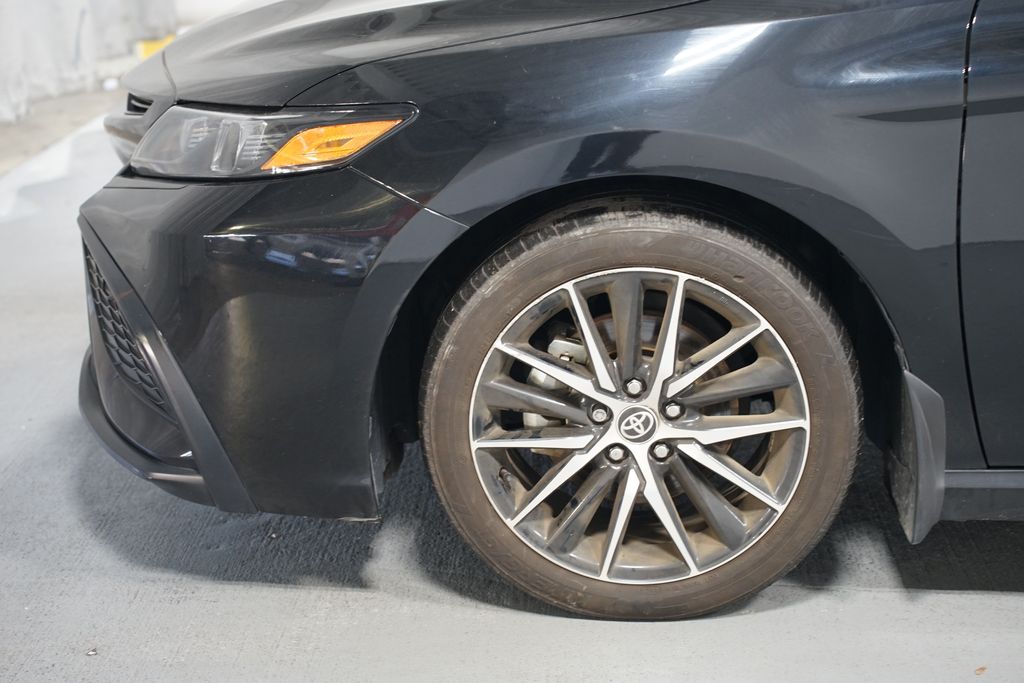 Thumbnail: 2023 Toyota Camry - 4