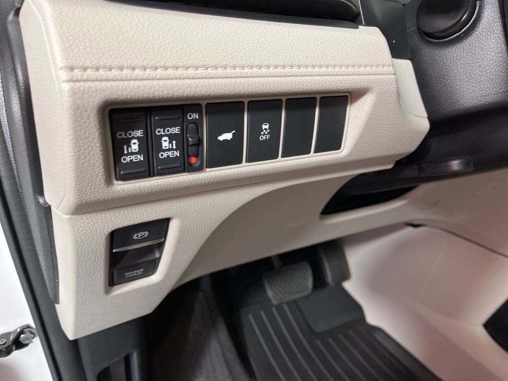 2025 Honda Odyssey EX-L 31
