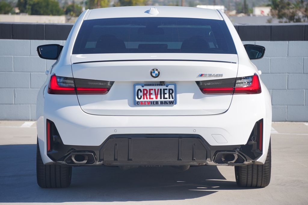 Thumbnail: 2026 BMW 3 Series - 6