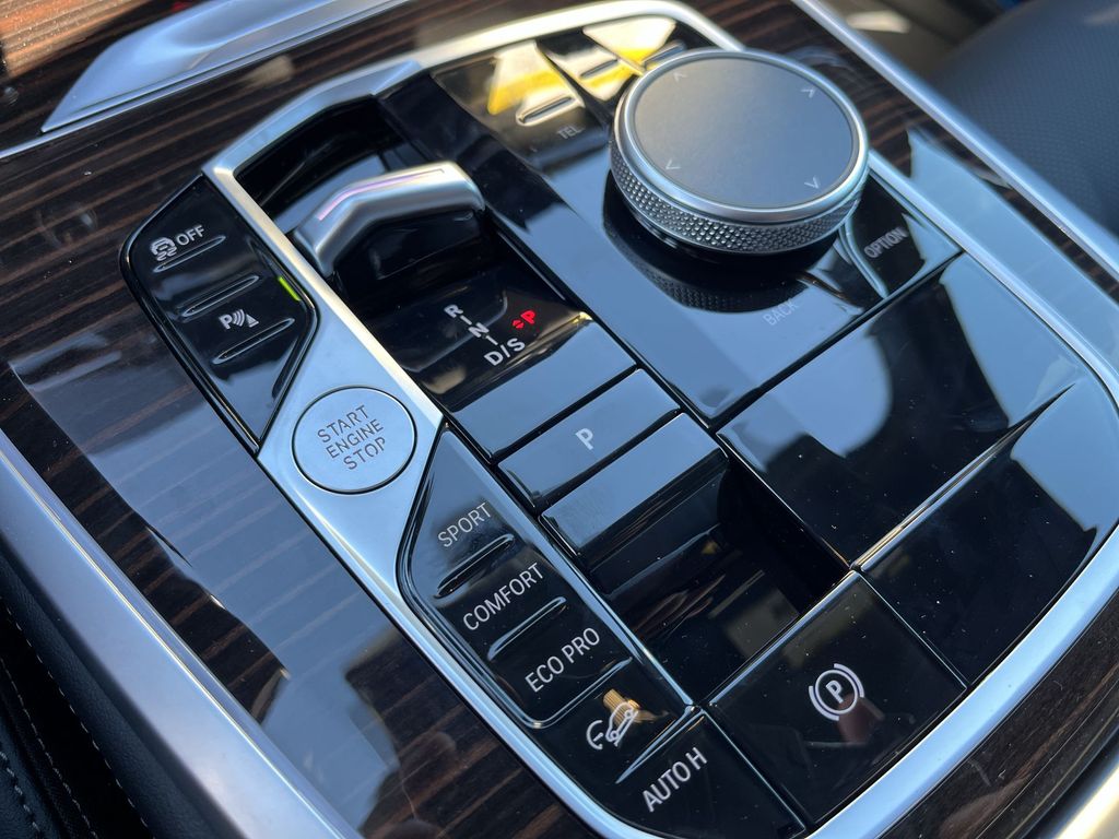 Thumbnail: 2026 BMW X5 - 20