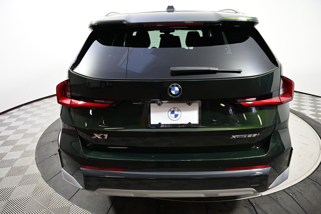 2023 BMW X1 xDrive28i 4