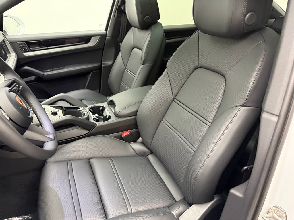 Thumbnail: 2026 Porsche  - 5