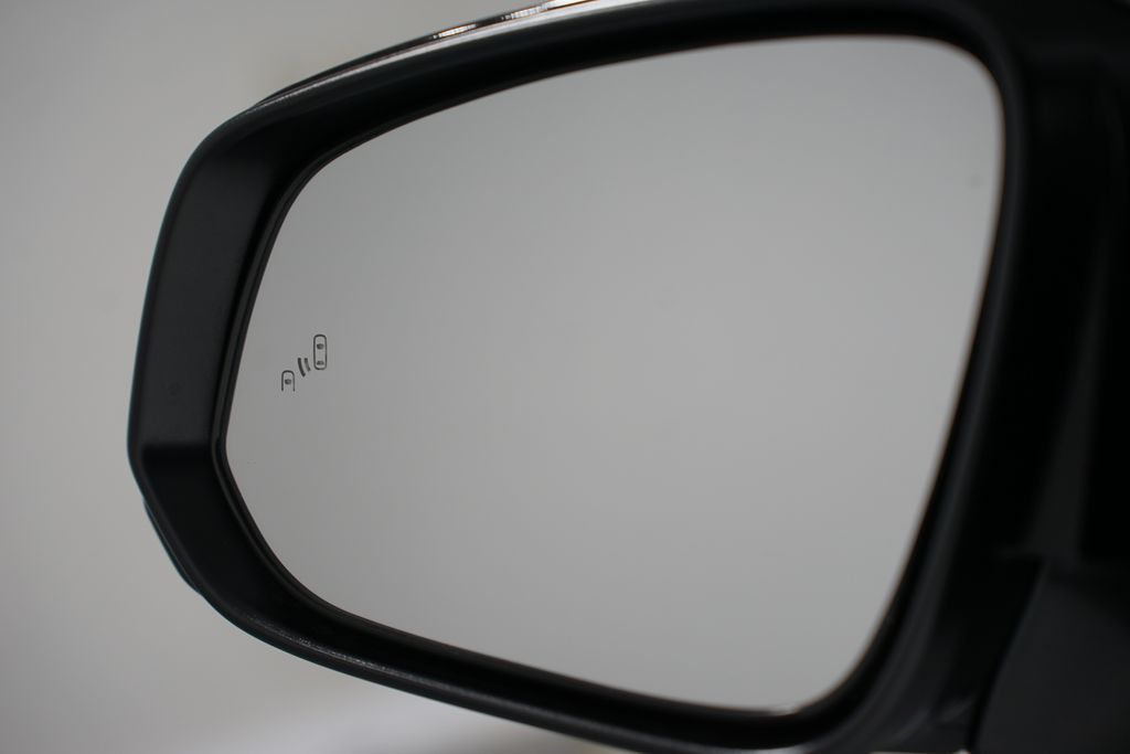 Thumbnail: 2024 Toyota bZ4X - 23