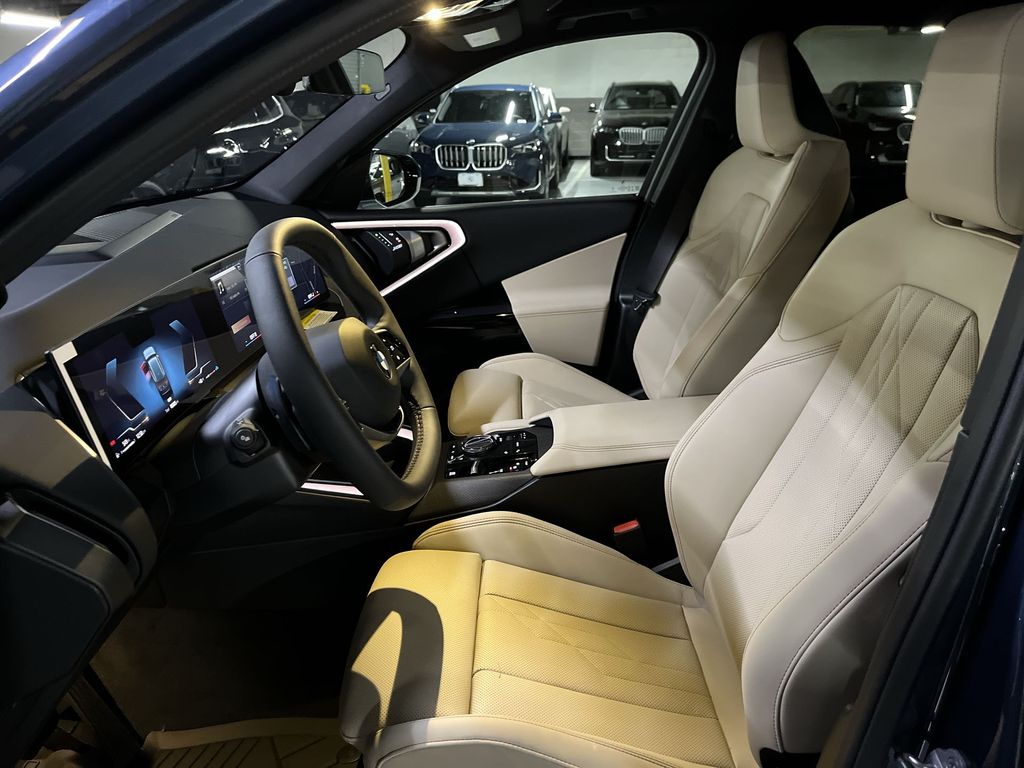 Thumbnail: 2026 BMW X3 - 11