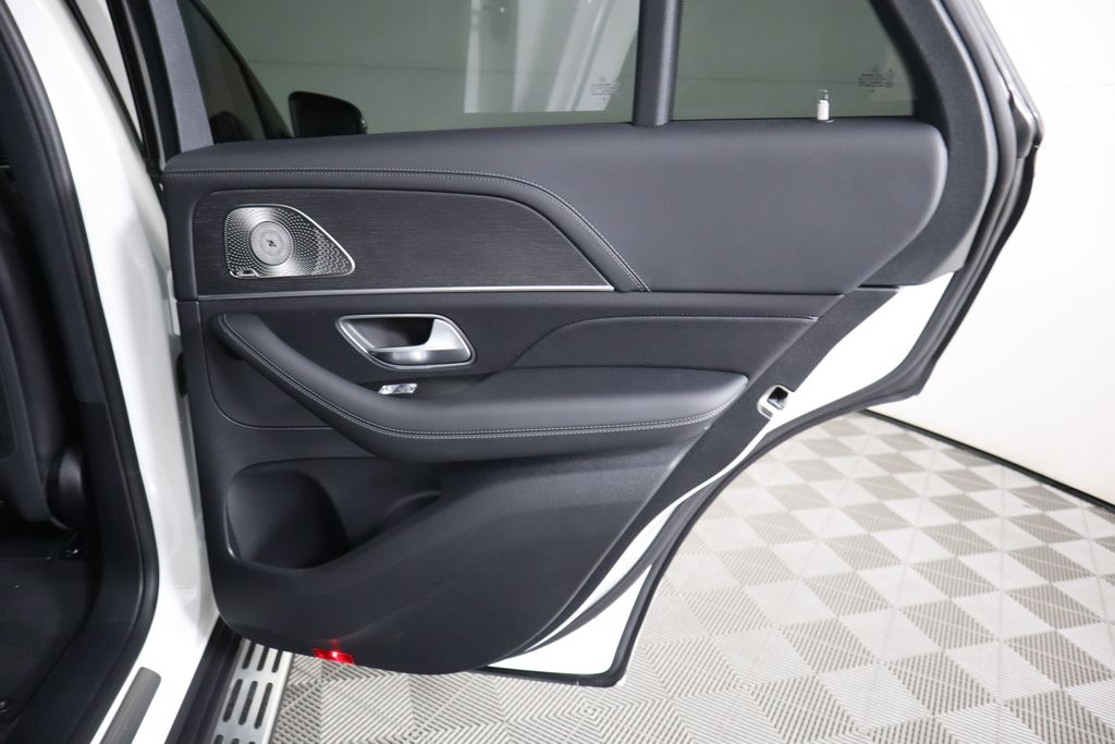2025 Mercedes-Benz GLE 53 AMG 29