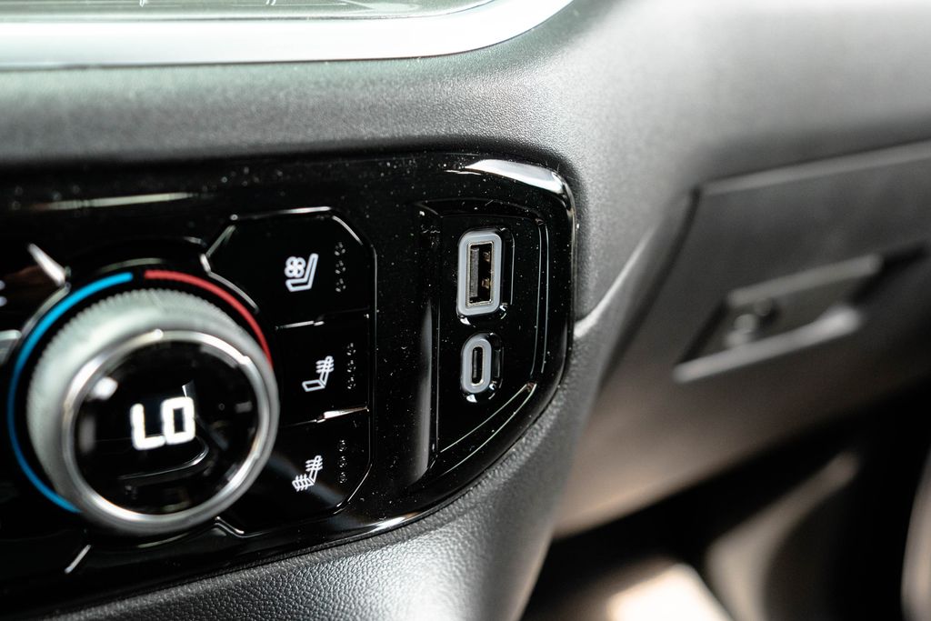 2026 Chevrolet Silverado 2500 HD High Country - Photo 42