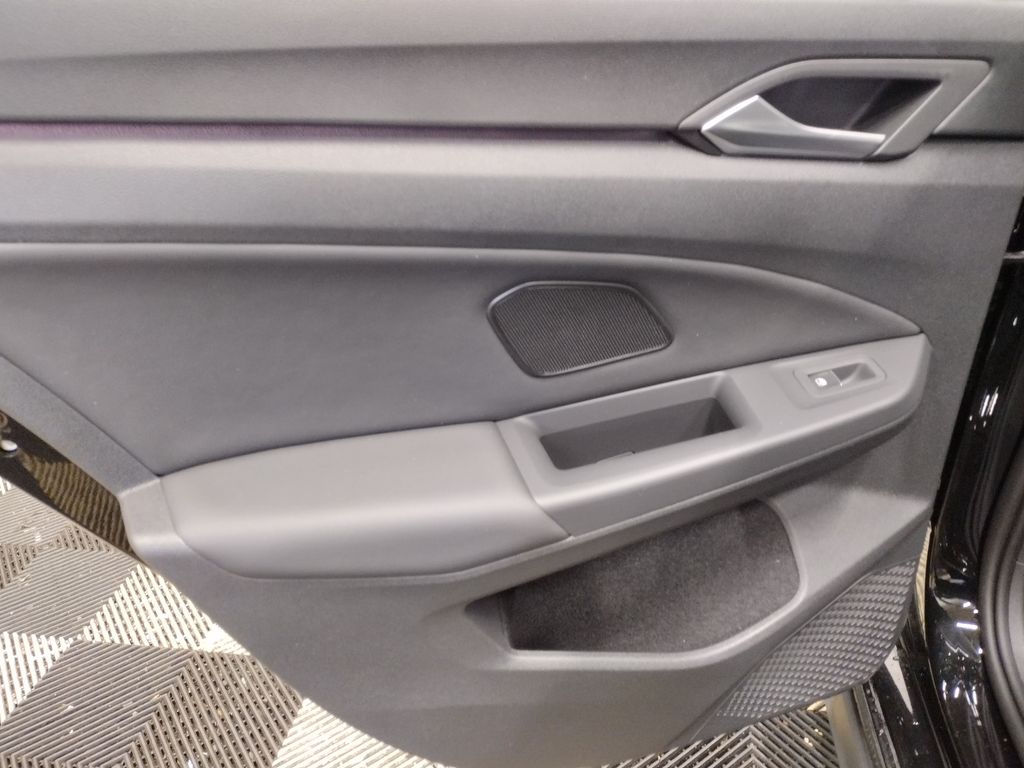 2025 Volkswagen Golf GTI Autobahn