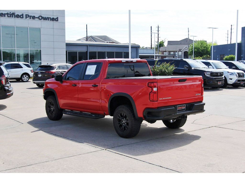 2024 Chevrolet Silverado 1500 ZR2 - 3