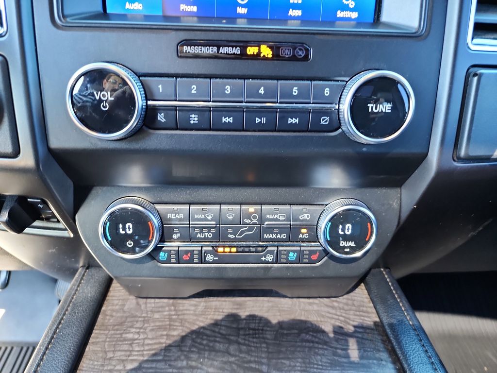 2020 Ford Expedition Limited photo