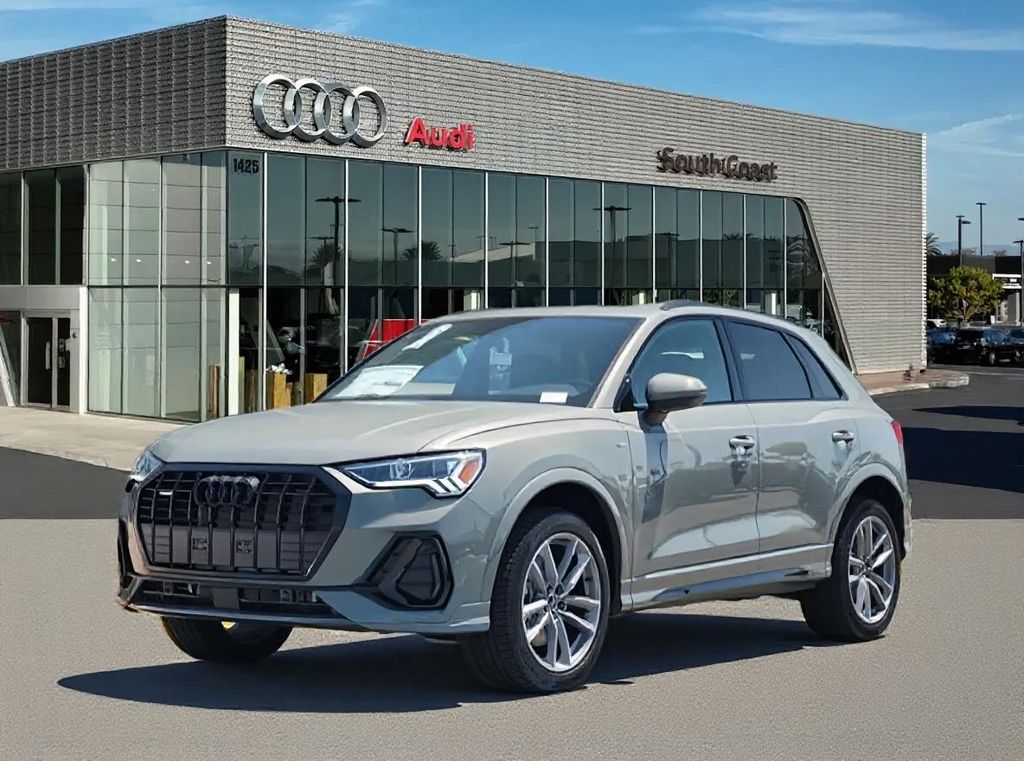Thumbnail: 2025 Audi Q3 - 1