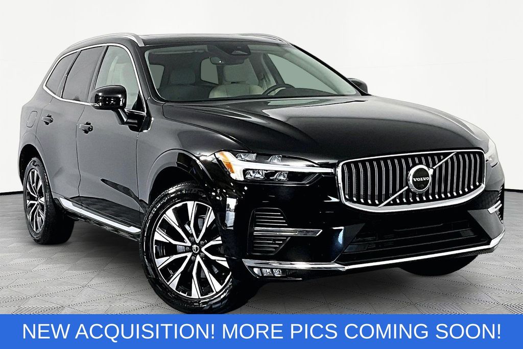  2023 Volvo XC60 B5 Plus Bright Theme FWD   