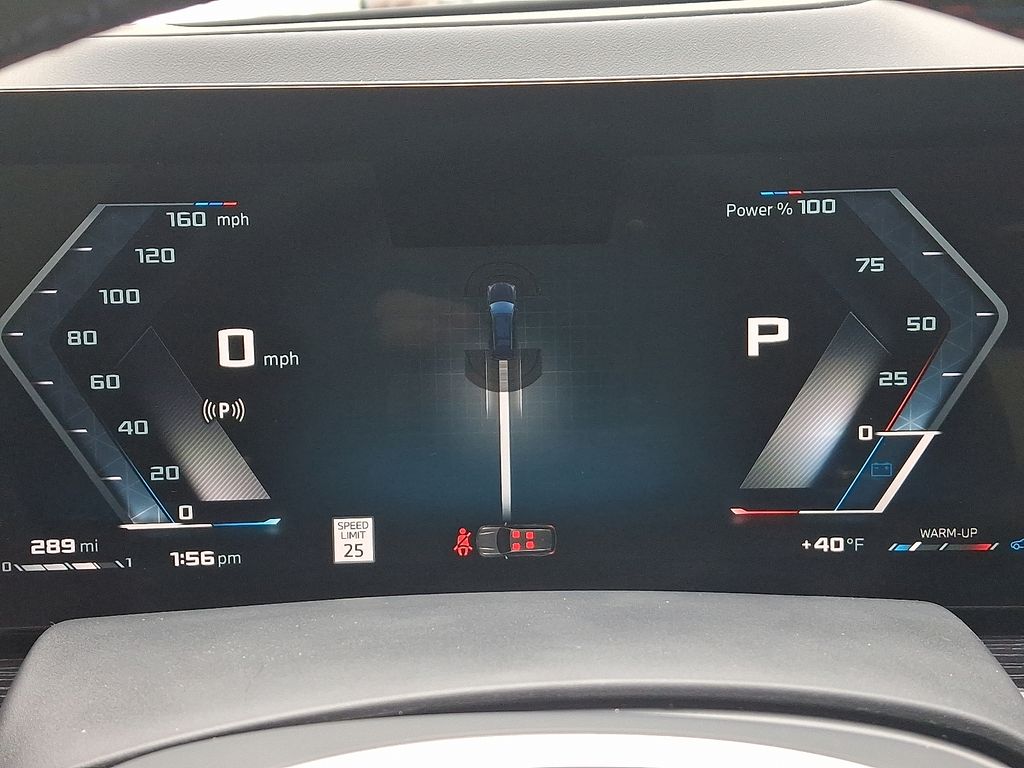 Thumbnail: 2025 BMW X7 - 23