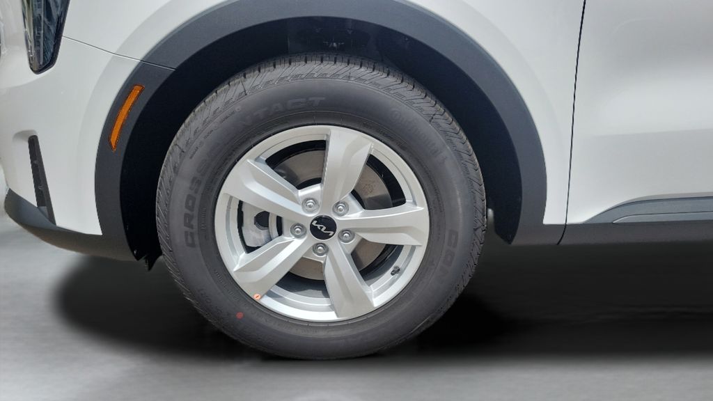 New 2026 White Kia LX image 26