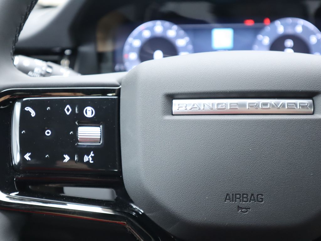 Thumbnail: 2024 Land Rover Range Rover Evoque - 11