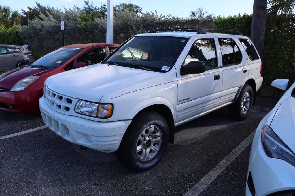 2002 Isuzu Rodeo S -
                West Palm Beach, FL