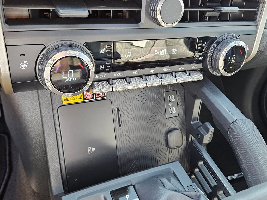 2025 Toyota Tacoma Limited - Photo 20